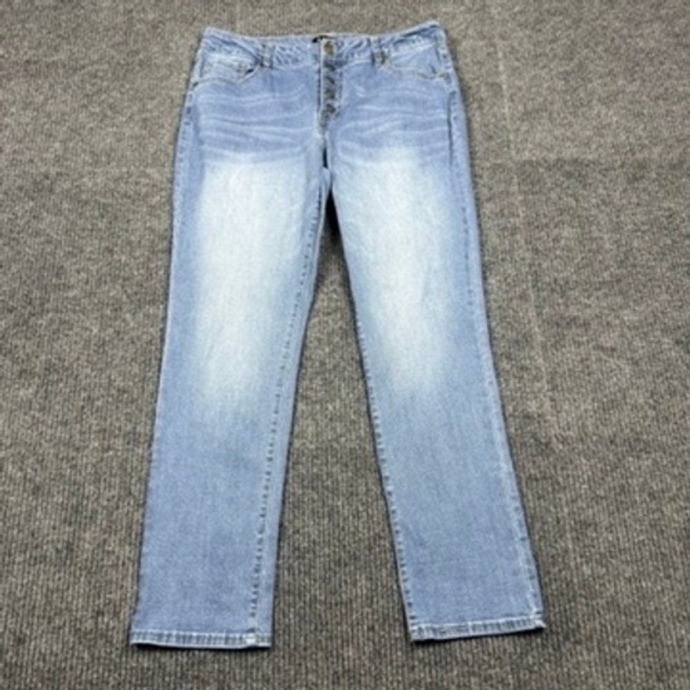 d.jeans Womens Size 14 Light Wash Button Fly Straight Leg Stretch Denim Jeans